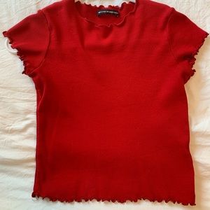 Brandy Melville lettuce trim crop top